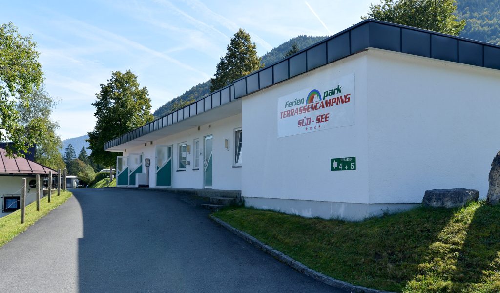 terrassencamping-sanitaergebaeude-t4